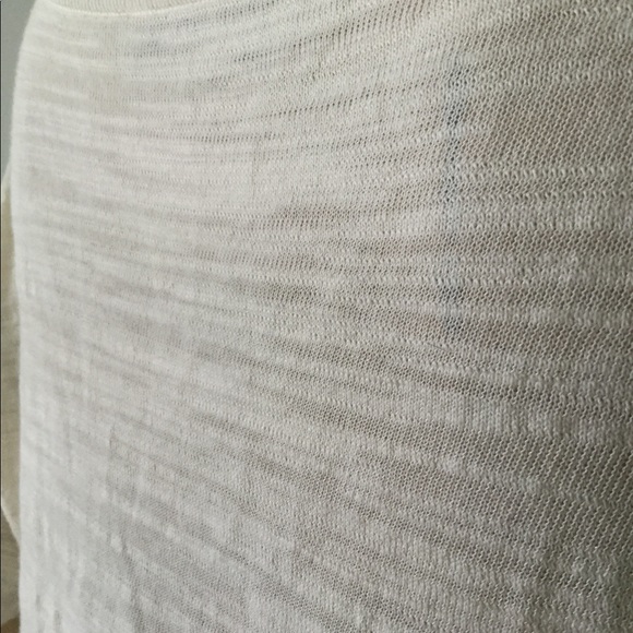 Ann Taylor LOFT Ivory Hi Lo Hem Cottony Summer Top (Size M) - Picture 8 of 8